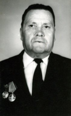 Зверев<br>Петр Павлович