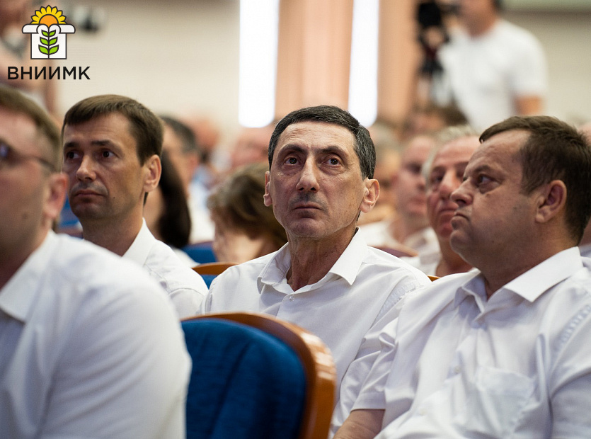 В КубГАУ состоялось предуборочное совещание с участием губернатора Кубани_5.jpg В КубГАУ состоялось предуборочное совещание с участием губернатора Кубани_5.jpg