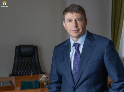 Поздравляем руководителя Южной научной аграрной территории Вячеслава Михайловича Лукомца с юбилеем!