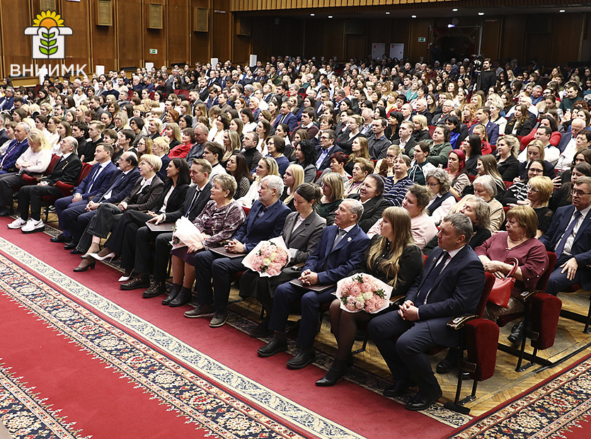 Uchyenye-VNIIMK-prinyali-uchastie-v-prazdnike-ko-Dnyu-rossiyskoy-nauki-8