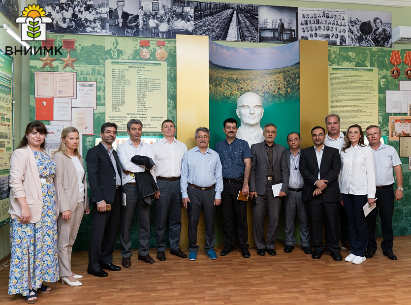 ВНИИМК-посетила-делегация-из-Ирана-(4)