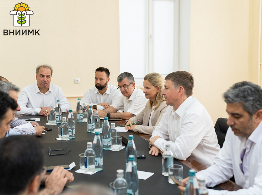 ВНИИМК-посетила-делегация-из-Ирана-(15)