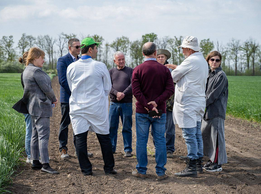 Участники-ЮНАТ-делятся-опытом-5