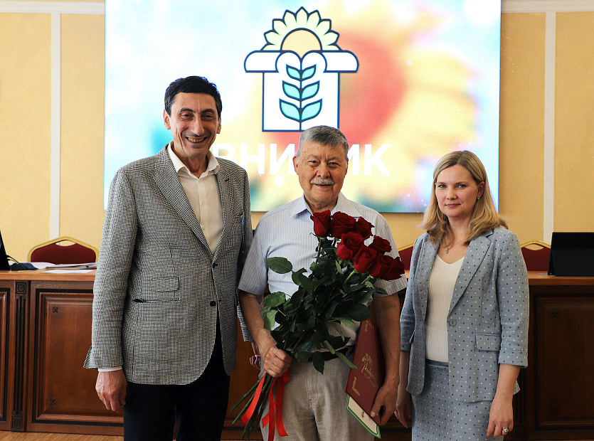 Pozdravlyaem-Nikolaya-Ivanovicha-Bochkareva-s-dnem-rozhdeniya-