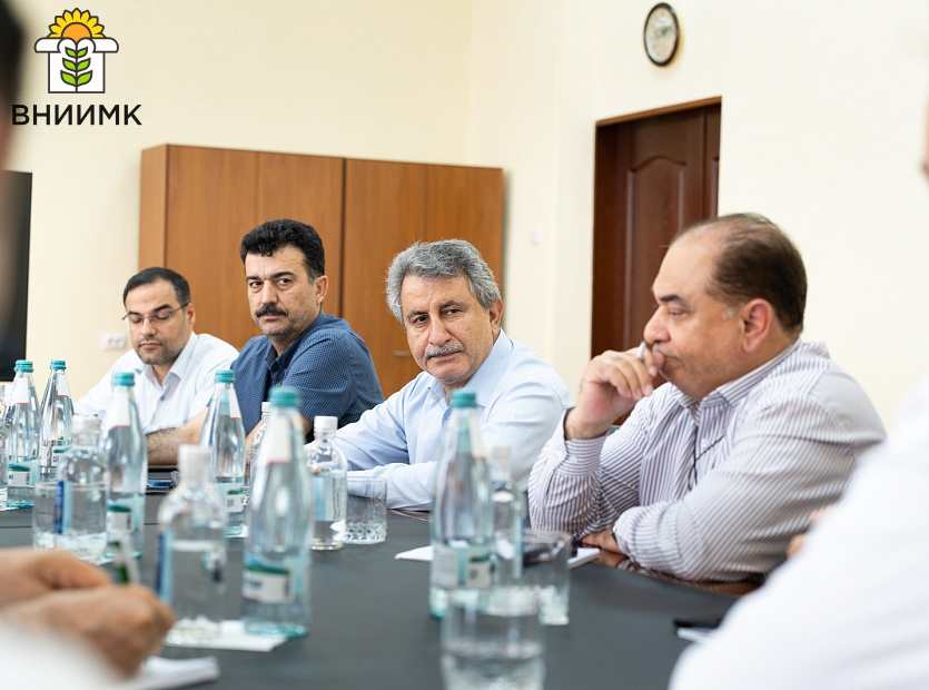 ВНИИМК-посетила-делегация-из-Ирана-(10)