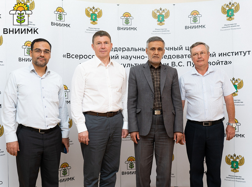 ВНИИМК-посетила-делегация-из-Ирана-(9)