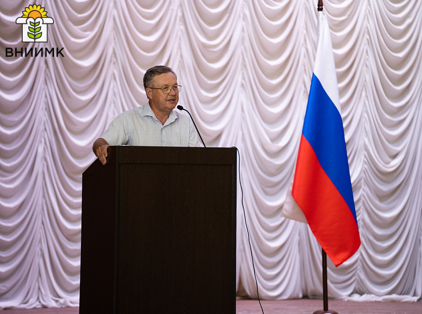 Ученые-ВНИИМК-представили-сельхозпроизводителям-анализ-состояния-масличных-культур-в-условиях-аномально-засушливого-2024-года-2