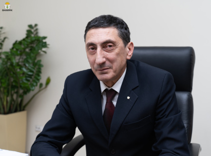 Поздравляем с днём рождения руководителя ВНИИМК – Константина Георгиевича Баблоева!