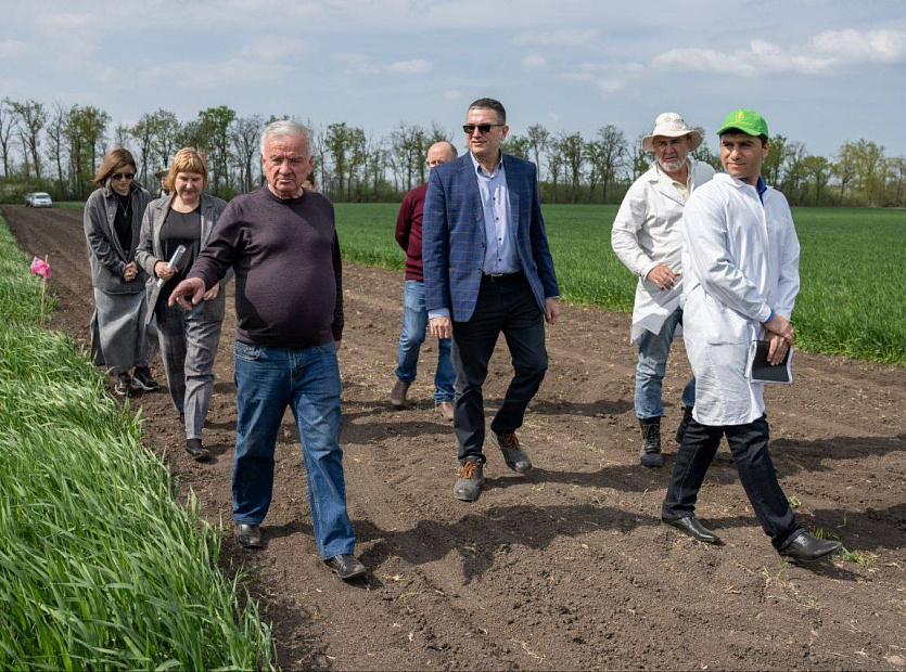 Участники-ЮНАТ-делятся-опытом-4