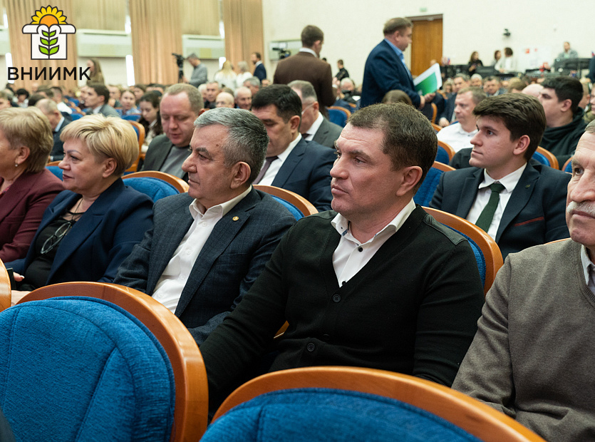 V-Krasnodare-obsudili-podgotovku-k-posevnoy-2026--7-