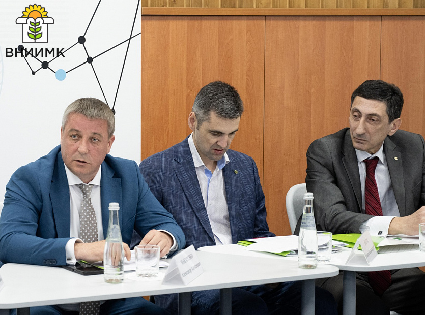 Подготовка-квалифицированных-кадров-в-АПК-–-приоритетная-задача-ЮНАТ-4