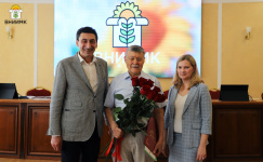 Поздравляем Николая Ивановича Бочкарева с днем рождения! 
