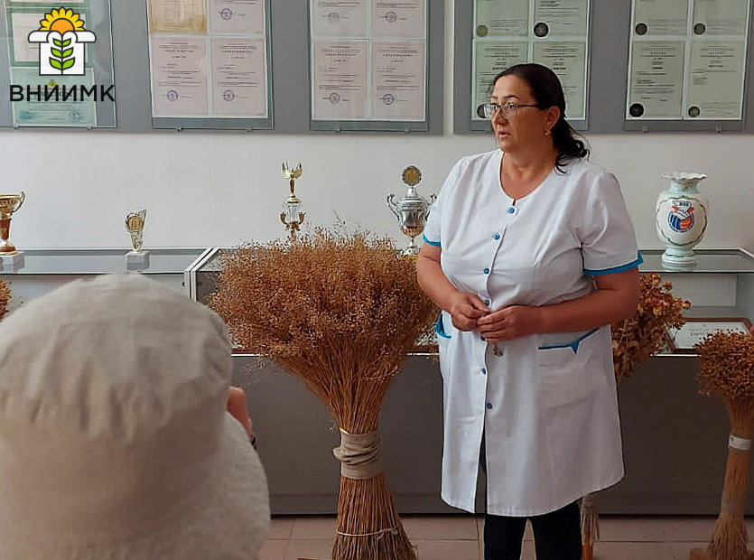 Во-ВНИИМК-встретили-No-Till-экспедицию-компаний-«Аграрум»-и-«Август»